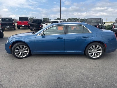 2021 Chrysler 300 Touring L