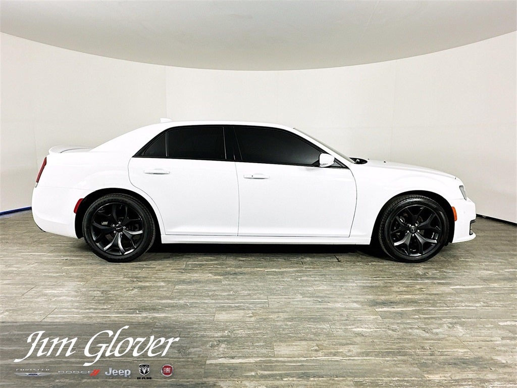 2021 Chrysler 300 300S