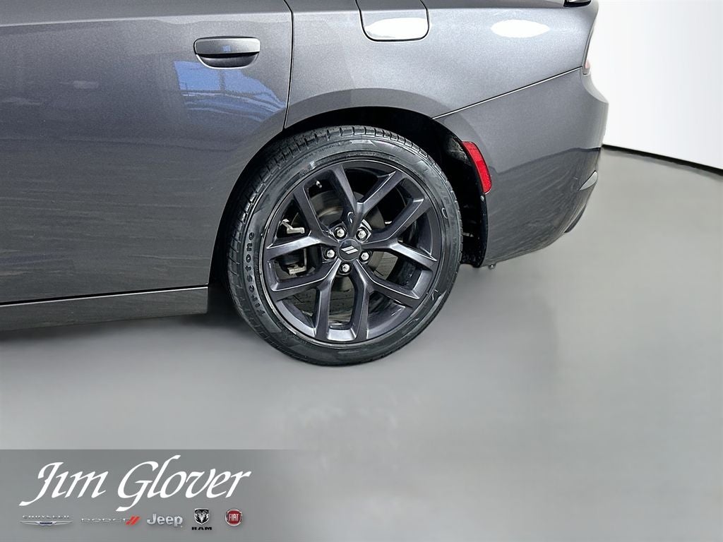 2020 Dodge Charger SXT RWD