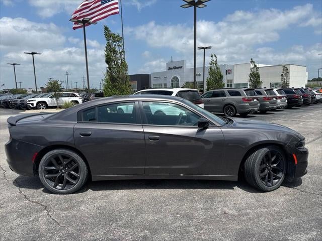2020 Dodge Charger SXT RWD