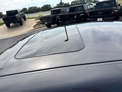 2013 Dodge Challenger SXT Plus