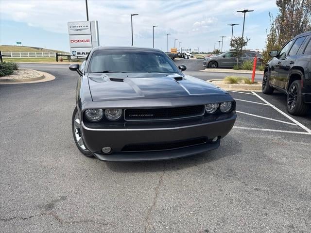 2013 Dodge Challenger SXT Plus