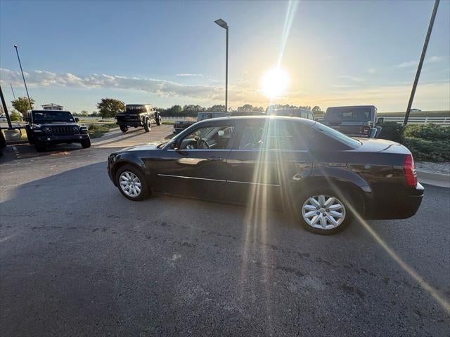 2008 Chrysler 300 LX