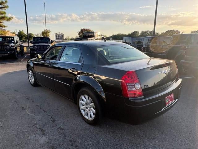 2008 Chrysler 300 LX