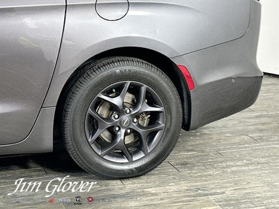 2020 Chrysler Pacifica Touring L Plus