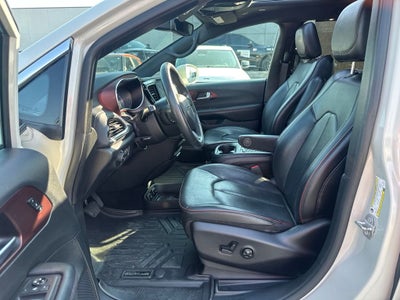2020 Chrysler Pacifica 35th Anniversary Limited