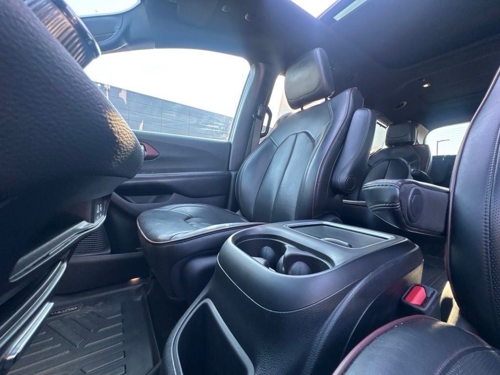 2020 Chrysler Pacifica 35th Anniversary Limited