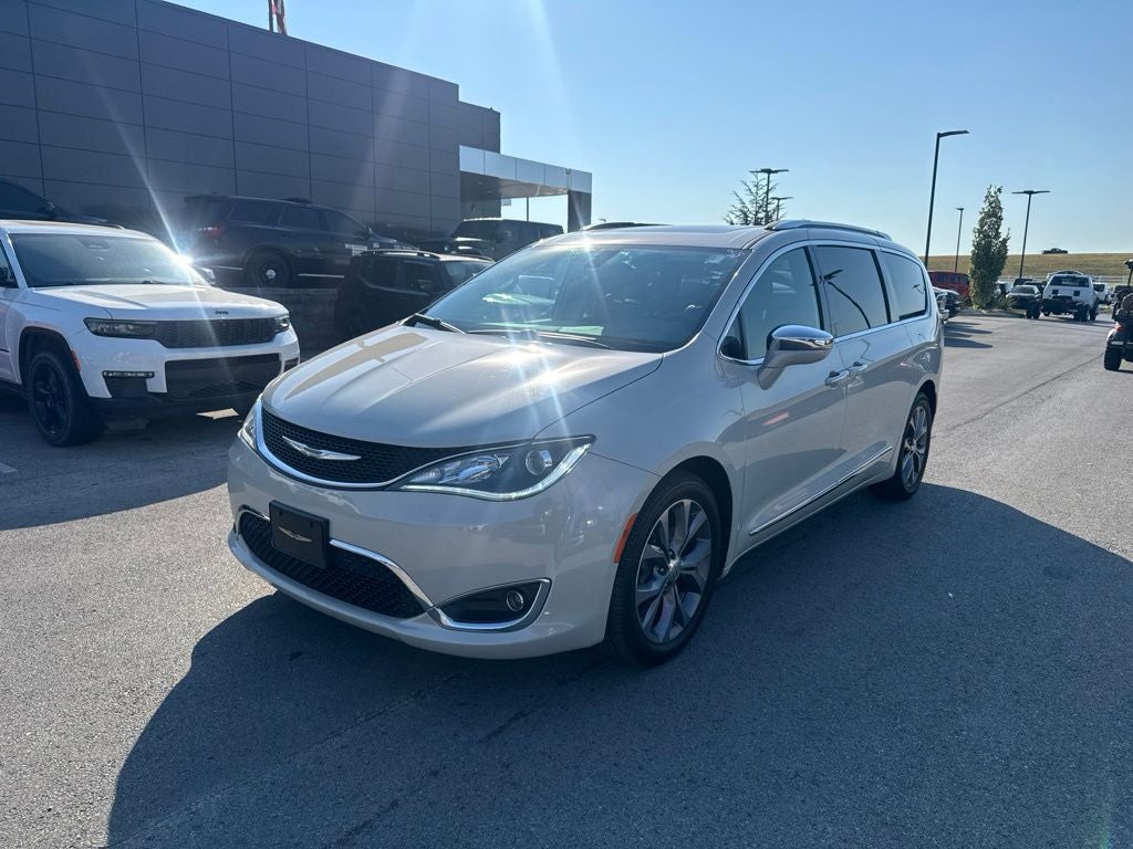 2020 Chrysler Pacifica 35th Anniversary Limited