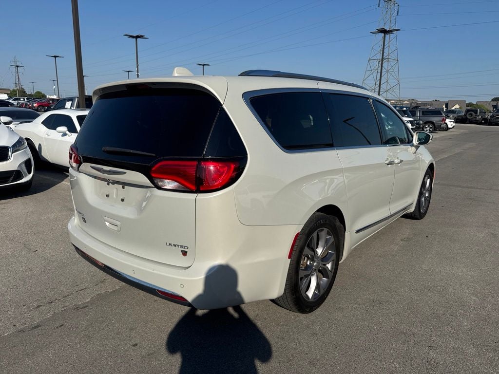 2020 Chrysler Pacifica 35th Anniversary Limited