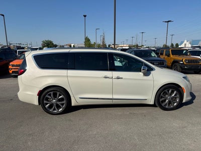 2020 Chrysler Pacifica 35th Anniversary Limited