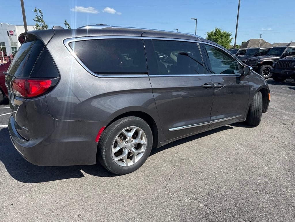2019 Chrysler Pacifica Limited