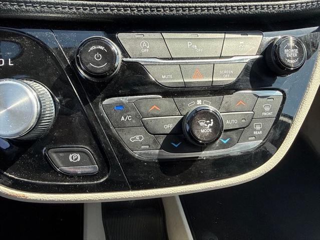 2019 Chrysler Pacifica Limited
