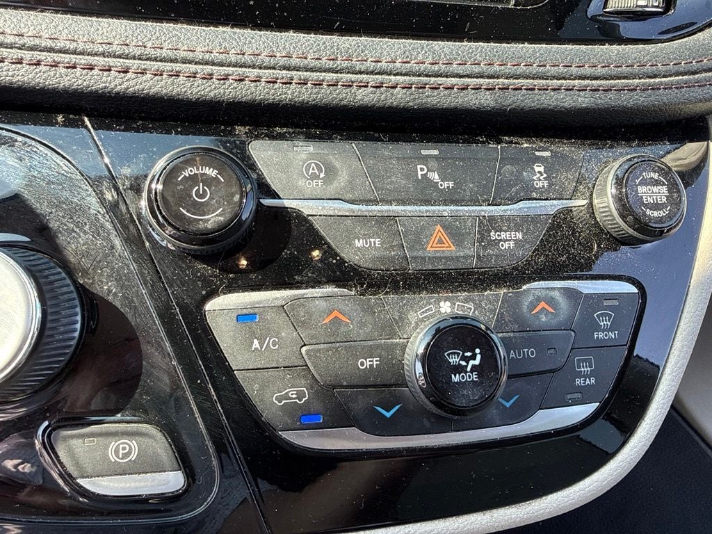 2020 Chrysler Pacifica Limited