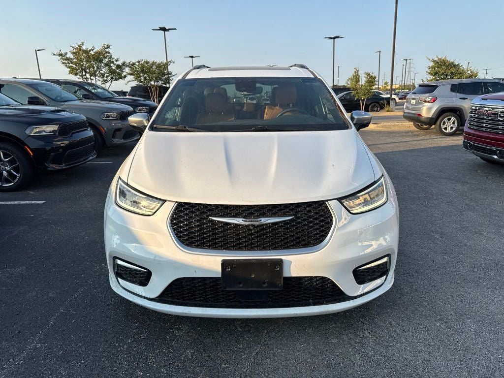 2023 Chrysler Pacifica Hybrid Pinnacle