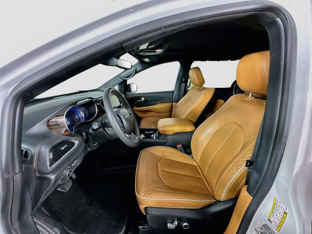 2023 Chrysler Pacifica Hybrid Pinnacle
