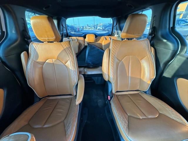 2023 Chrysler Pacifica Hybrid Pinnacle