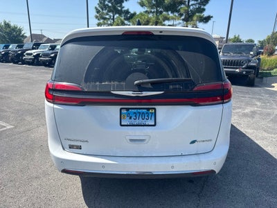 2024 Chrysler Pacifica Hybrid Select