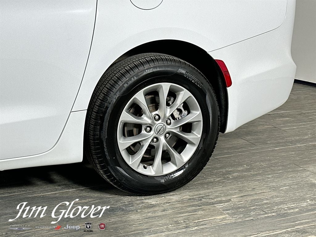 2024 Chrysler Pacifica Touring L AWD