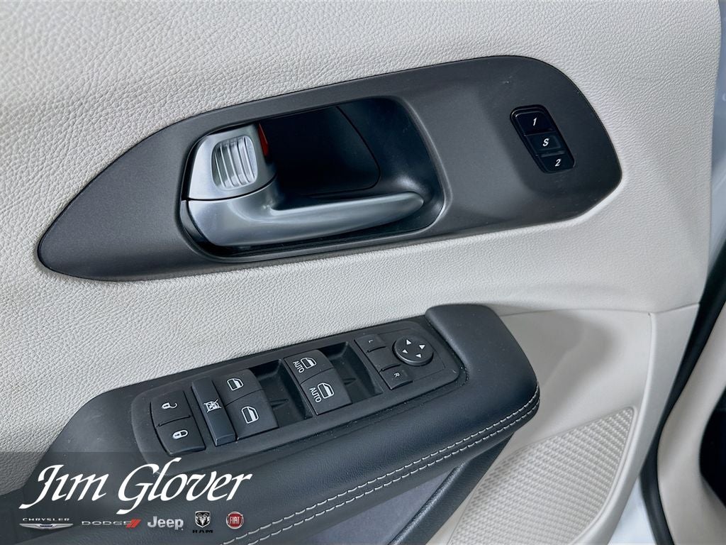 2024 Chrysler Pacifica Touring L AWD