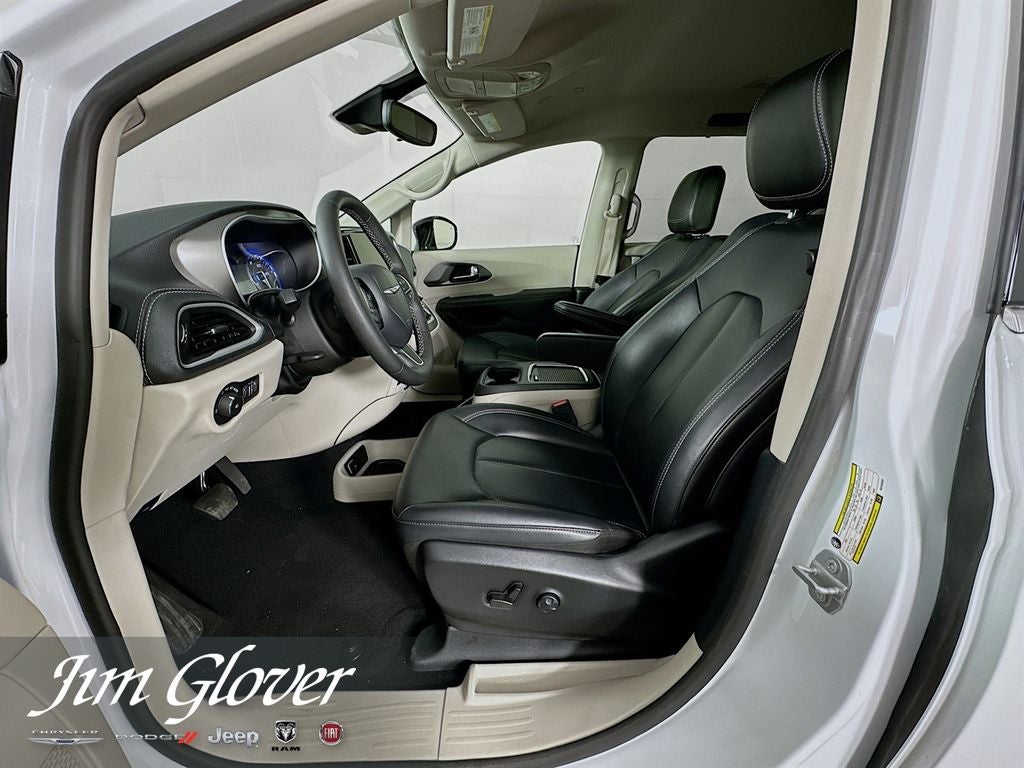 2024 Chrysler Pacifica Touring L AWD