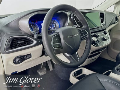 2024 Chrysler Pacifica Touring L AWD