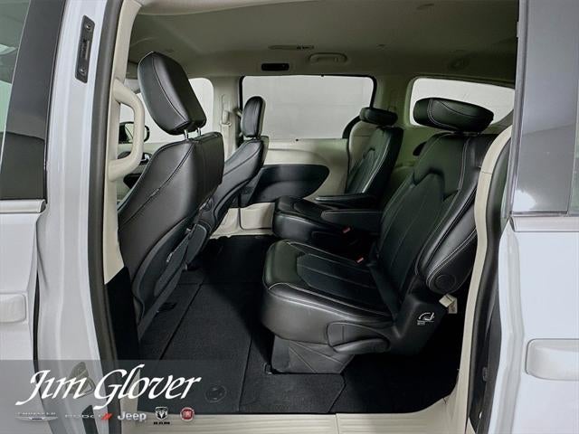 2024 Chrysler Pacifica Touring L AWD