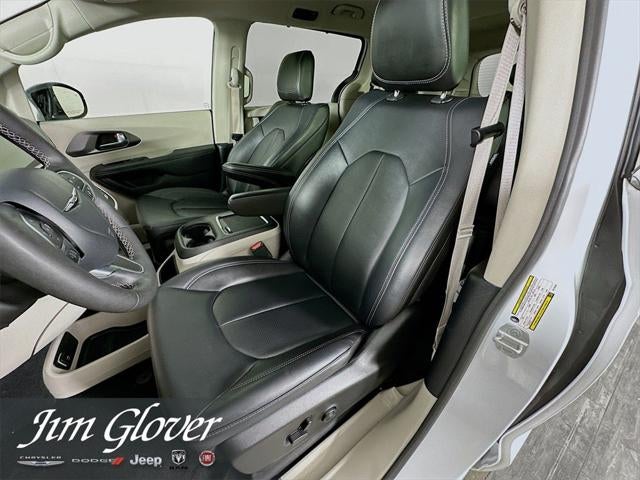 2024 Chrysler Pacifica Touring L AWD