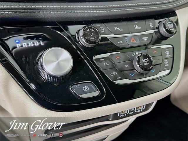 2024 Chrysler Pacifica Touring L AWD