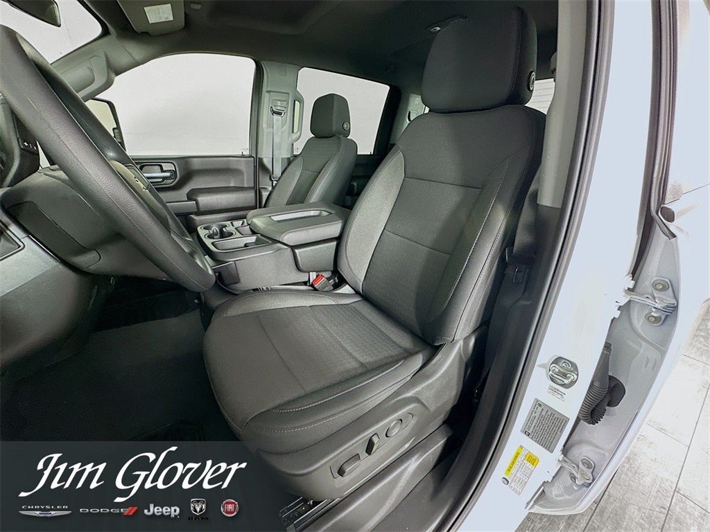 2025 Chevrolet Silverado 2500HD 4WD Crew Cab Standard Bed Custom