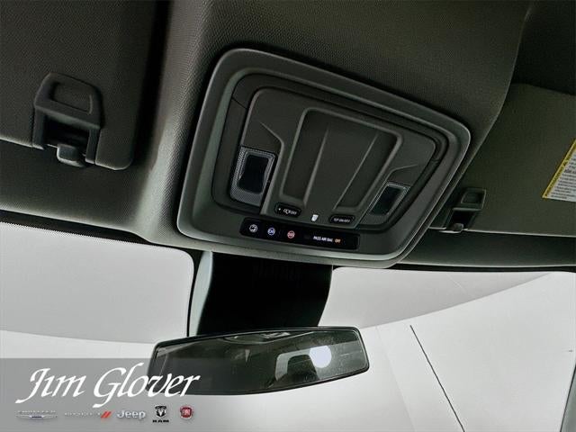 2025 Chevrolet Silverado 2500HD 4WD Crew Cab Standard Bed Custom