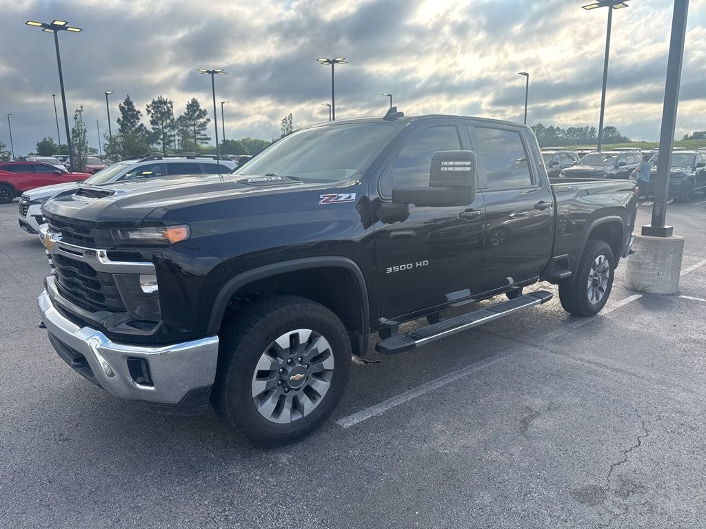 2024 Chevrolet Silverado 3500HD 4WD Crew Cab Standard Bed LT