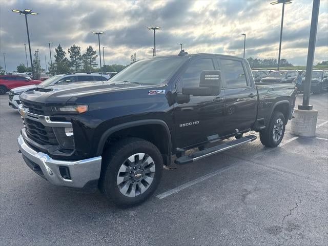 2024 Chevrolet Silverado 3500HD 4WD Crew Cab Standard Bed LT
