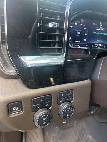 2024 Chevrolet Silverado 3500HD 4WD Crew Cab Standard Bed LT