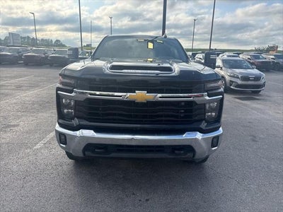 2024 Chevrolet Silverado 3500HD 4WD Crew Cab Standard Bed LT