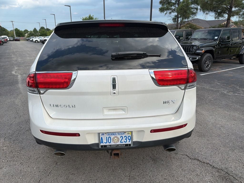 2014 Lincoln MKX Base