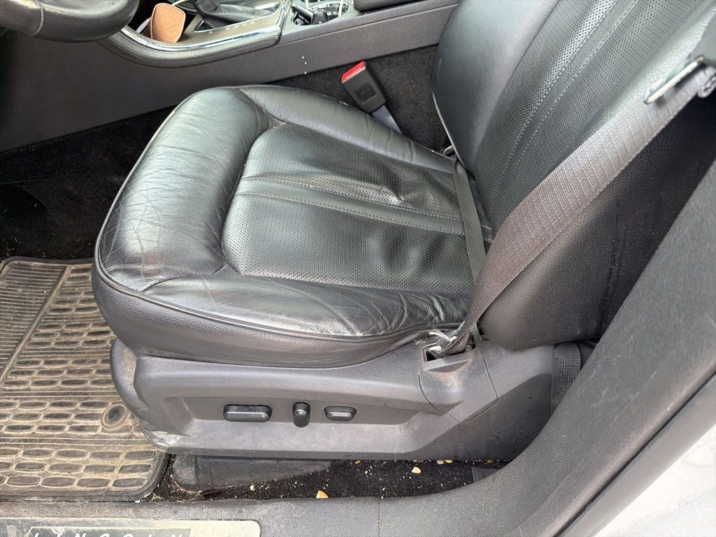 2014 Lincoln MKX Base