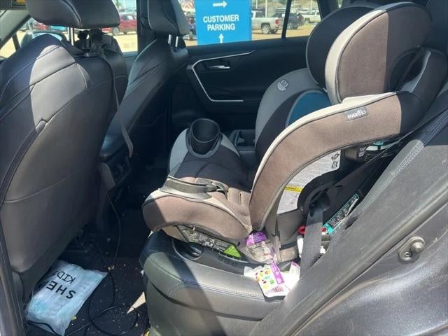 2019 Toyota RAV4 Hybrid XSE