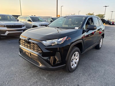 2025 Toyota RAV4 LE