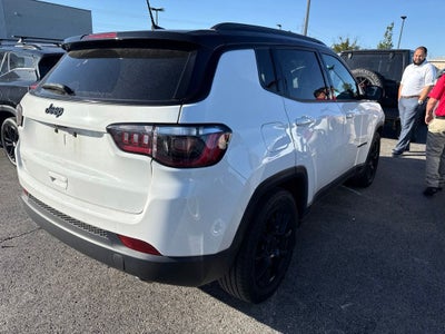 2022 Jeep Compass Altitude FWD