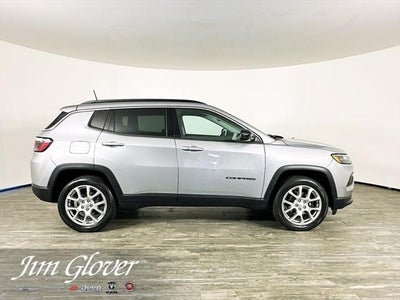 2022 Jeep Compass Latitude Lux 4x4