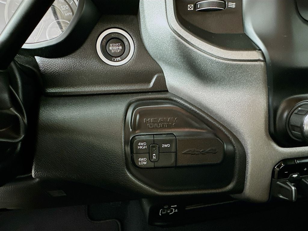 2020 RAM 3500 Tradesman Regular Cab 4x4 8' Box
