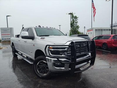 2026 RAM 3500 Laramie Crew Cab 4x4 8' Box