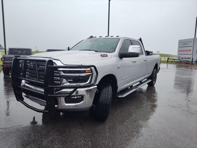 2026 RAM 3500 Laramie Crew Cab 4x4 8' Box
