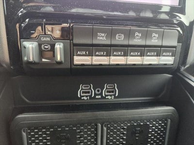 2026 RAM 3500 Laramie Crew Cab 4x4 8' Box