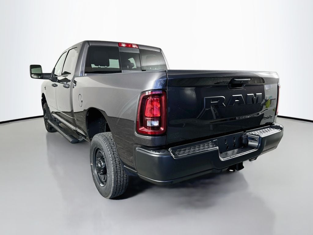 2025 RAM 2500 Tradesman Crew Cab 4x4 6'4' Box