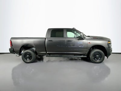 2025 RAM 2500 Tradesman Crew Cab 4x4 6'4' Box