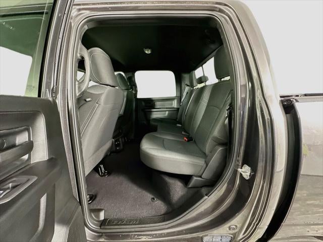 2025 RAM 2500 Tradesman Crew Cab 4x4 6'4' Box