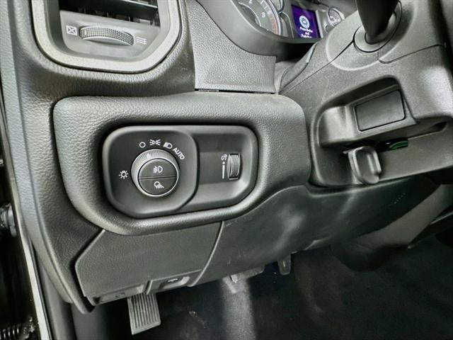 2025 RAM 2500 Tradesman Crew Cab 4x4 6'4' Box