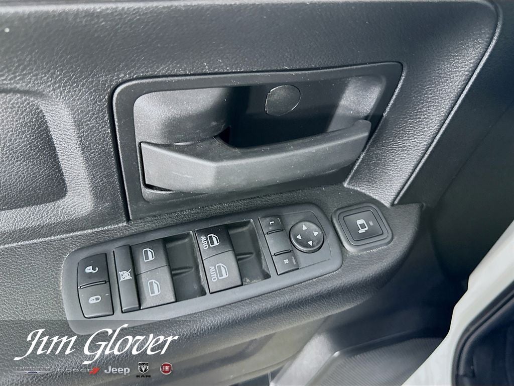 2024 RAM 3500 Tradesman Crew Cab 4x4 8' Box