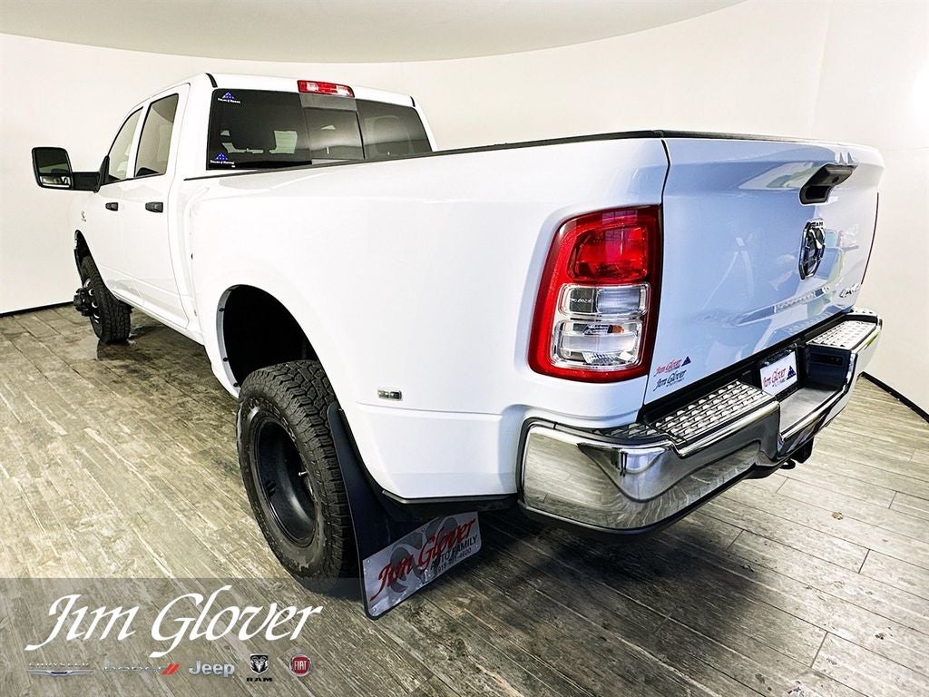 2024 RAM 3500 Tradesman Crew Cab 4x4 8' Box